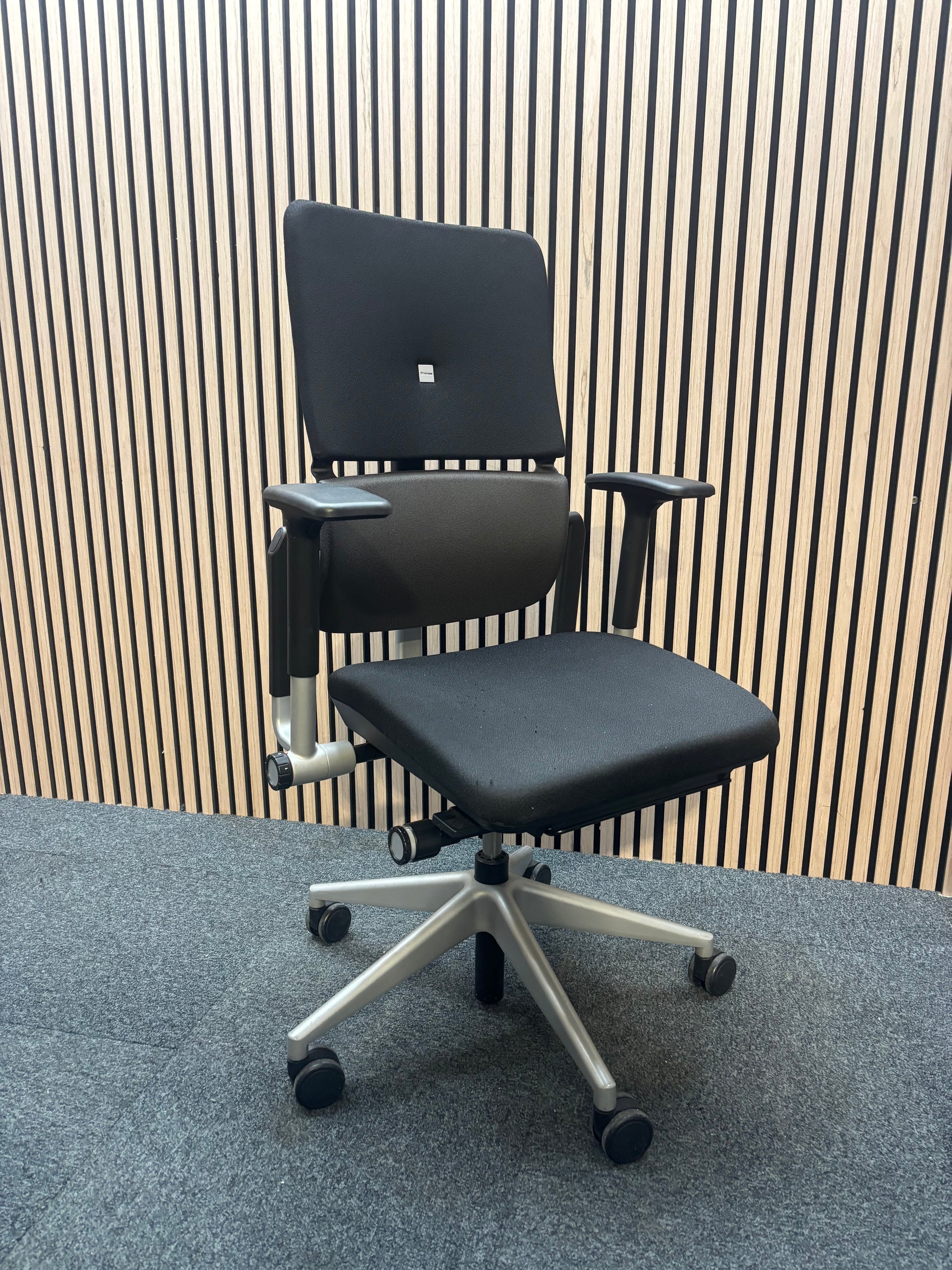 Steelcase PLEASE Ergonomic swivel chair with black fabric seat and back with height adjustable arms. Price inc VAT, Large Qtys Available