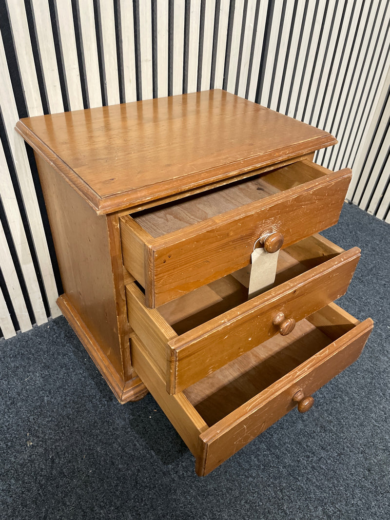 Solid pine 3 drawer bedside locker 54Hx50Wx36D  44540