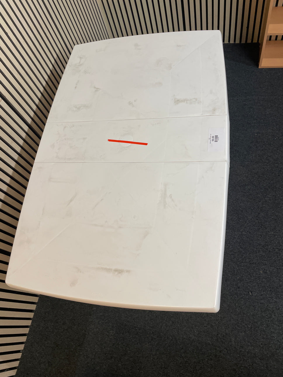 White plastic folding table  3126