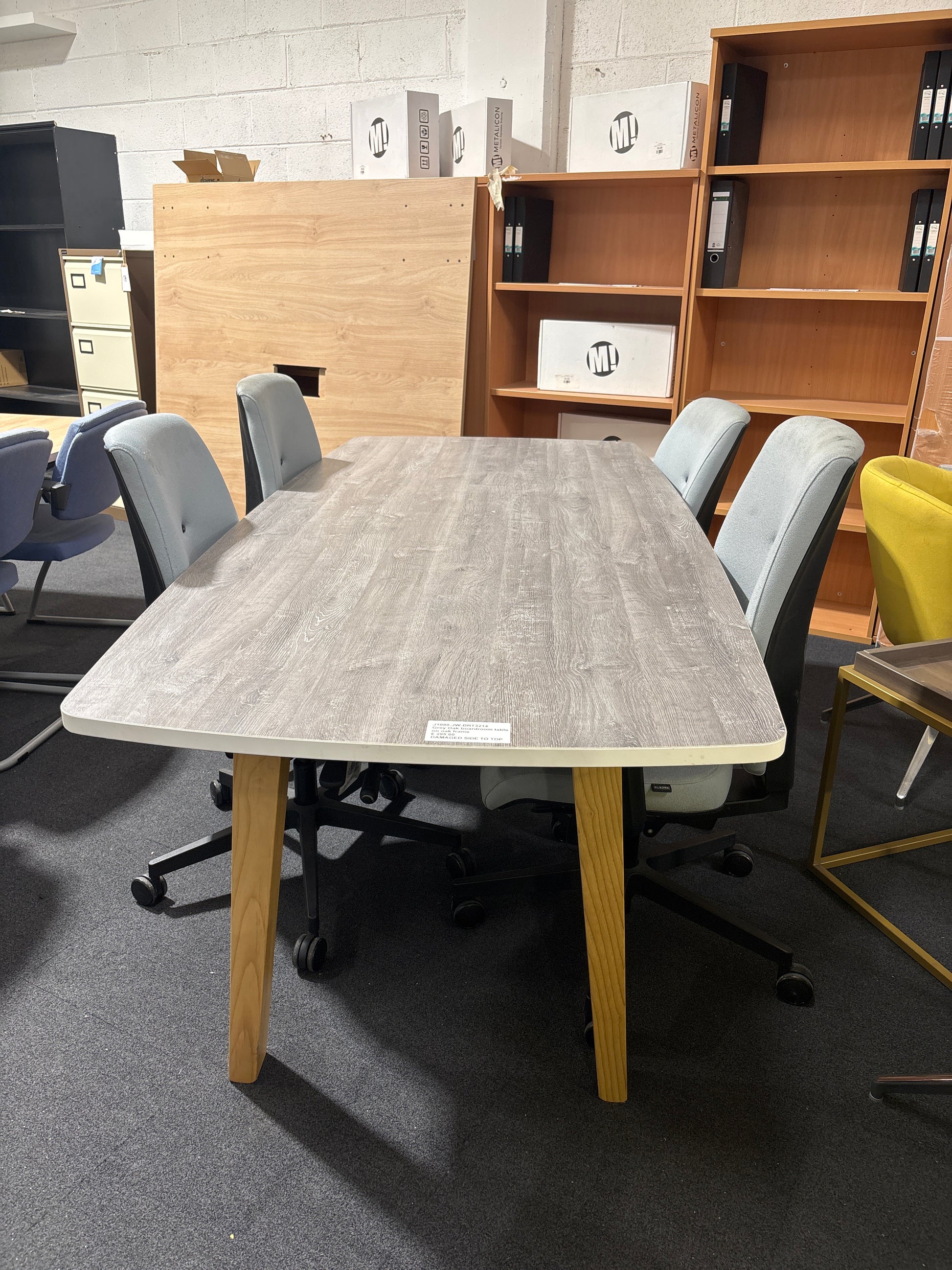 Large boardroom table
Grey Oak
2.2m x 1m