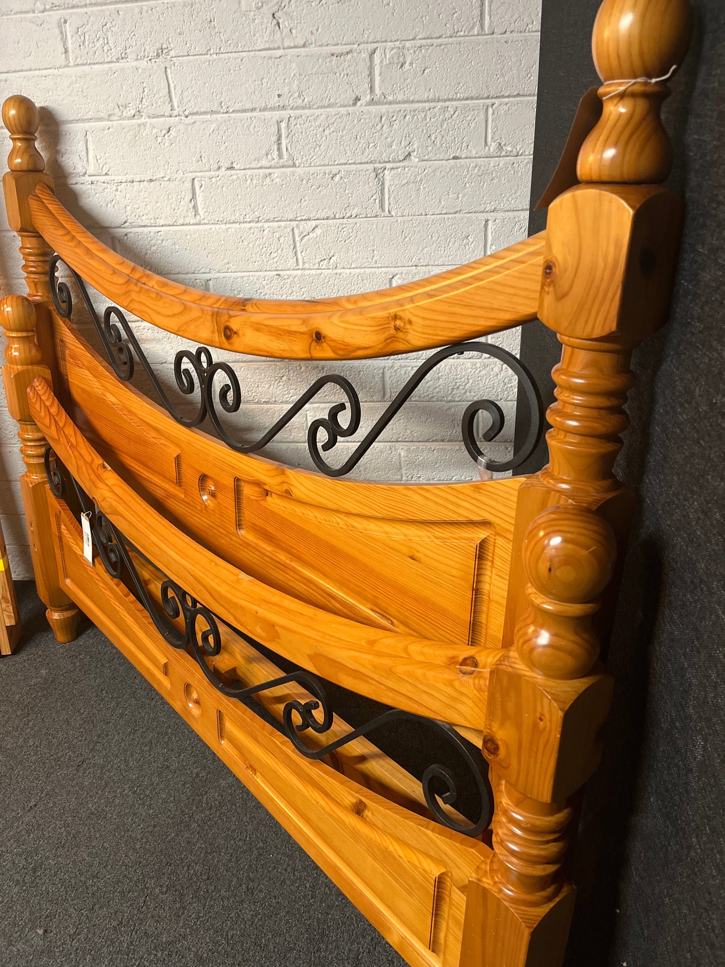 5ft King size solid pine and black metal high headboard framed bed  2225