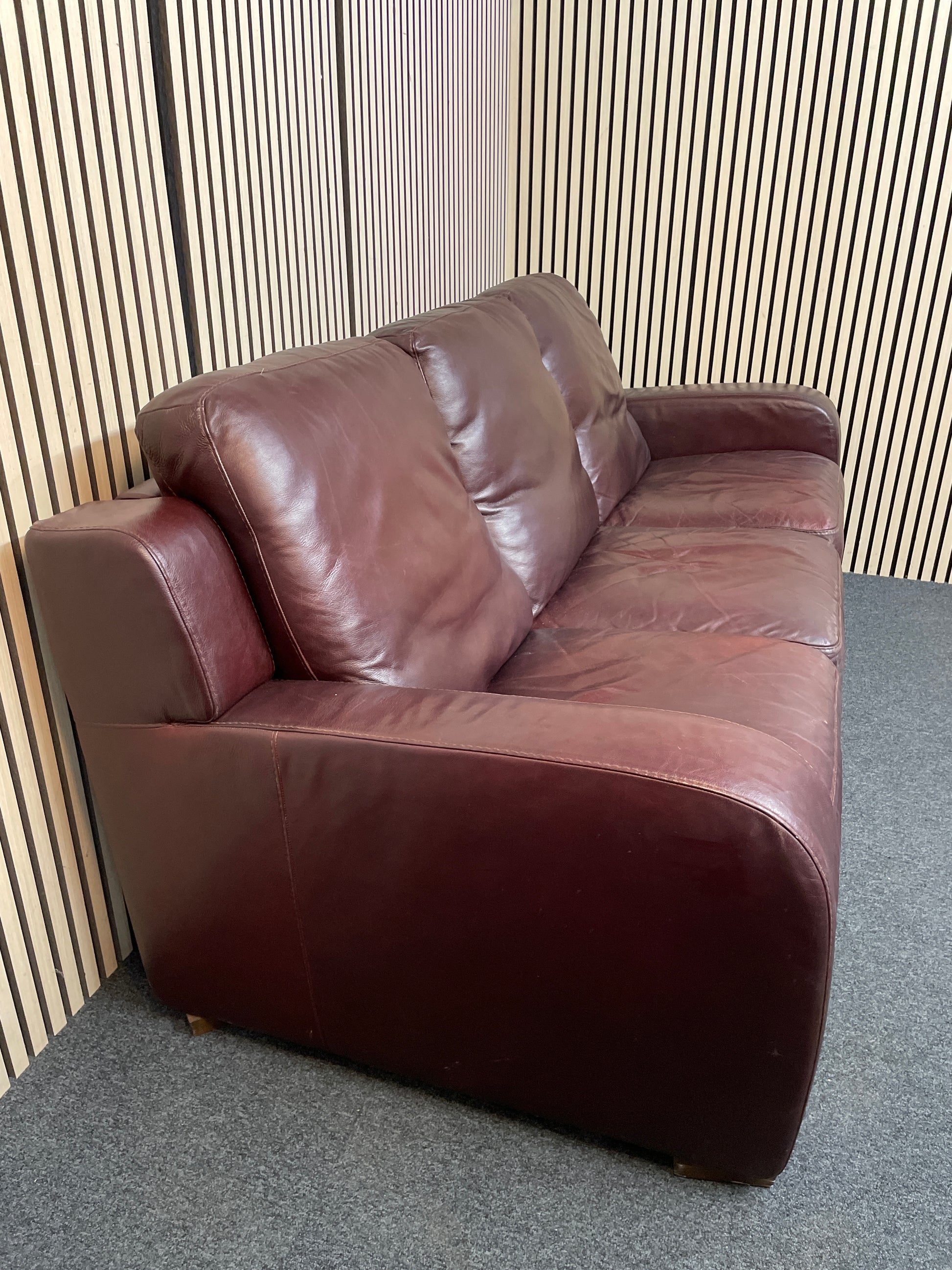 Large 3 seater soft dark brown leather recliner sofa 220Wx97D 3126