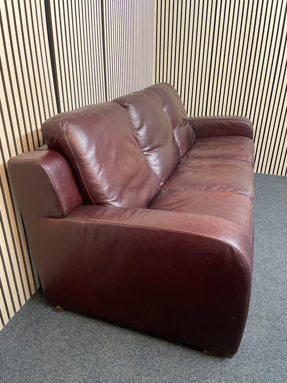 Large 3 seater soft dark brown leather recliner sofa 220Wx97D 3126