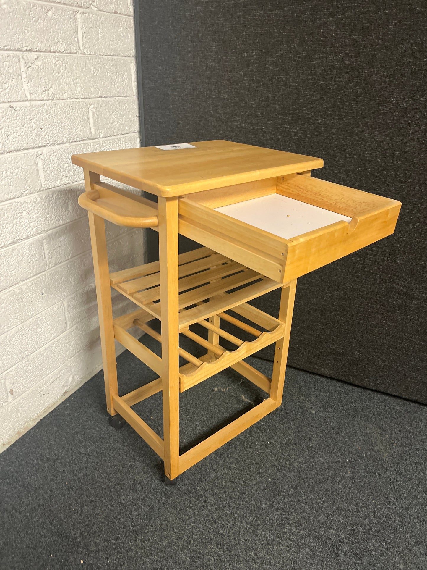 Hardwood kitchen island trolley on castors (H 830 x W 500 x D 390 mm) 1225