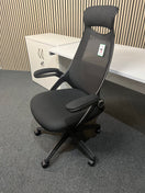 Switch Luxury 4-Person Office Bundle 3 image