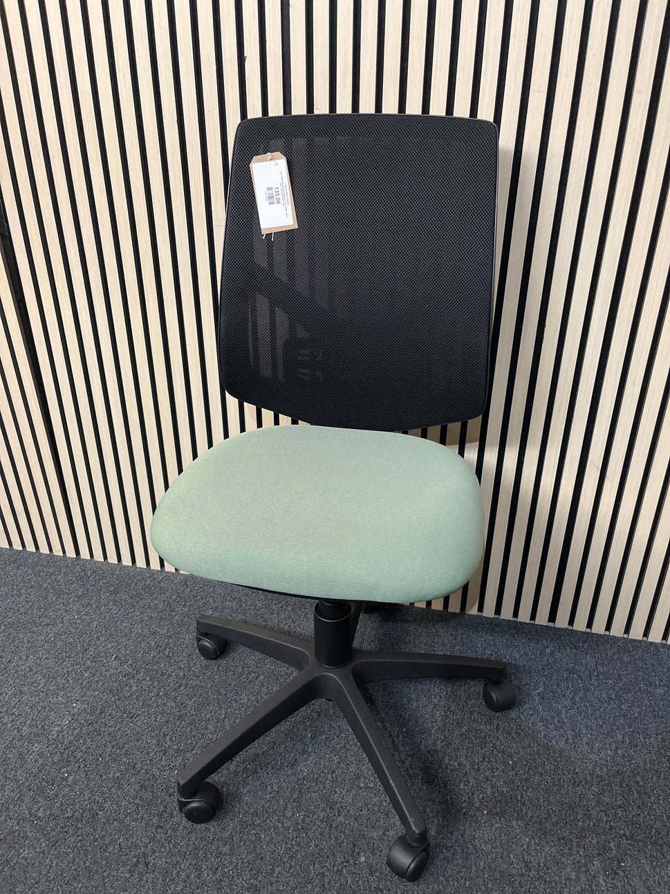 Tegan ergonomic asynchro task chair (NO ARMS) - Mesh back - jade green fabric seat