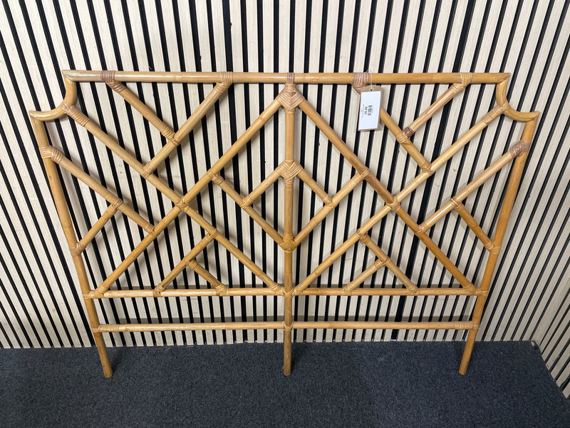 4ft 6 cane headboard  44536