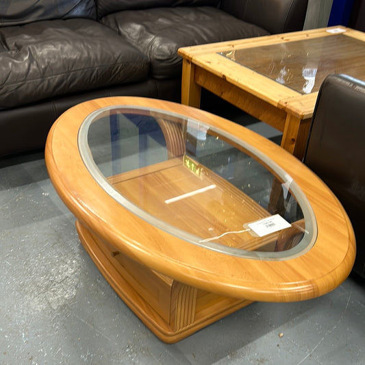 Oval low hardwood glass centre coffee table%A0