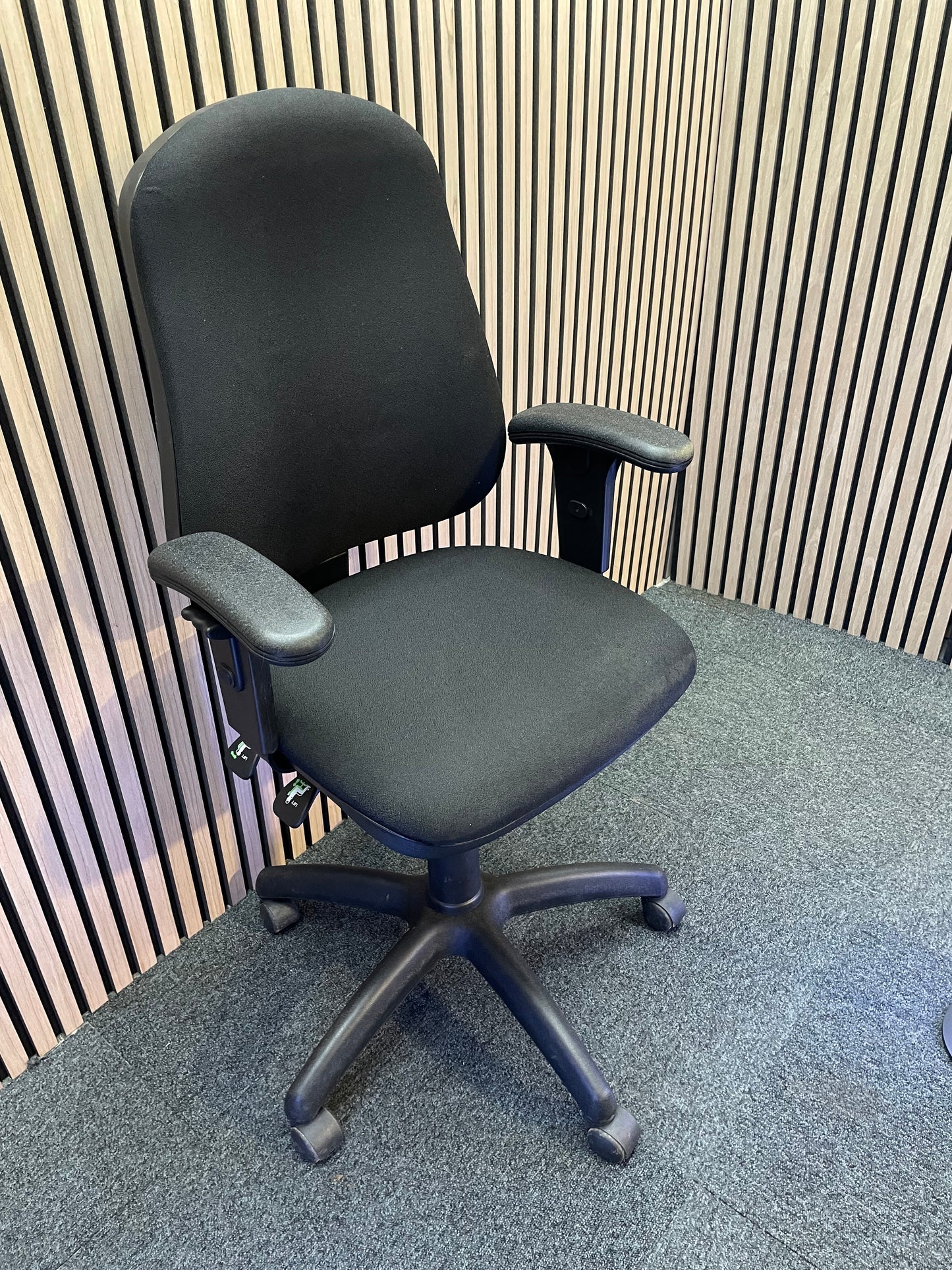 Black Second Hand Vantage Swivel chair with height adjustable arms- various condition