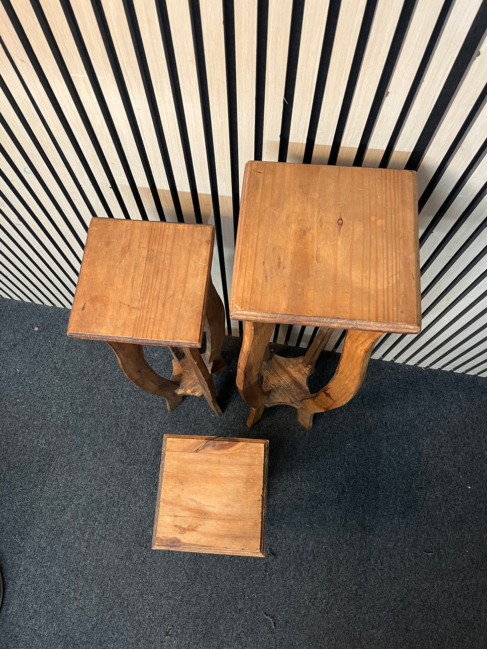 Baly solid mexican pine nest of 3 no. tall plant tables (Heights 107, 91, 71 cm) 43421
