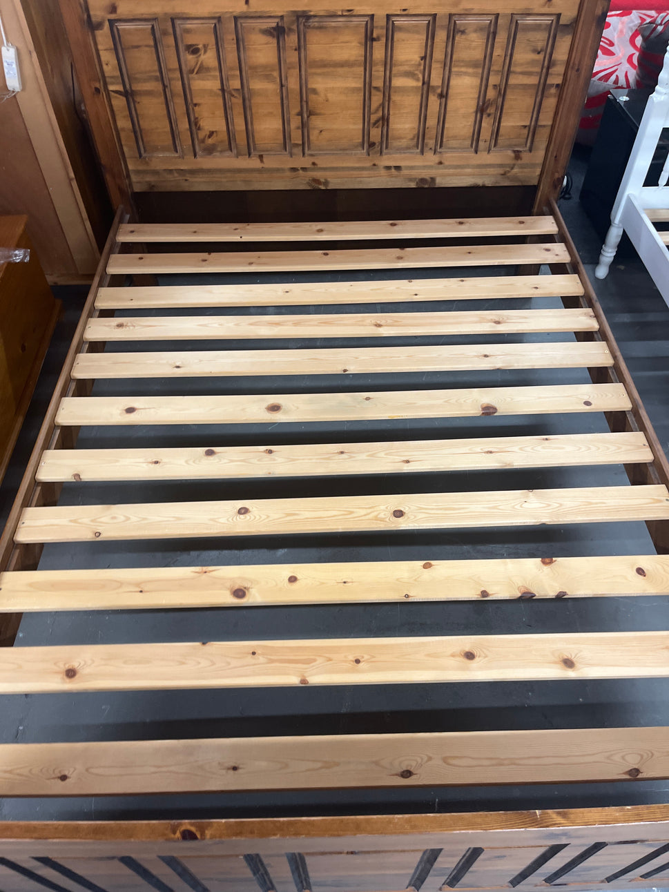 5ft high end solid pine stained bed frame 1325