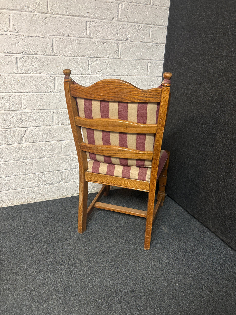 Oak framed dining chair with cream and purple stripe fabric cushion 3225