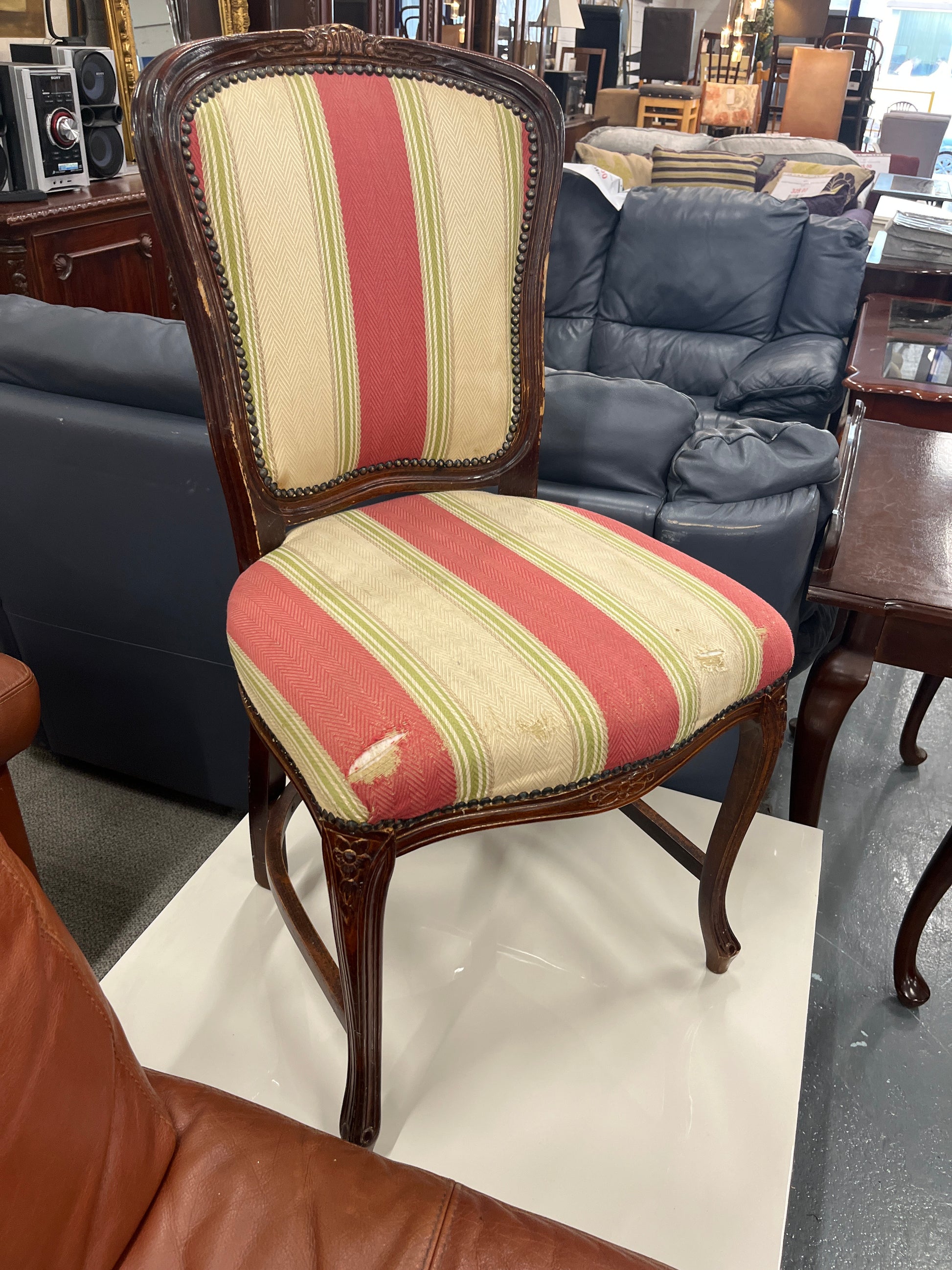 Mahogany framed italian limogue chair with red, green and white strips 43939
