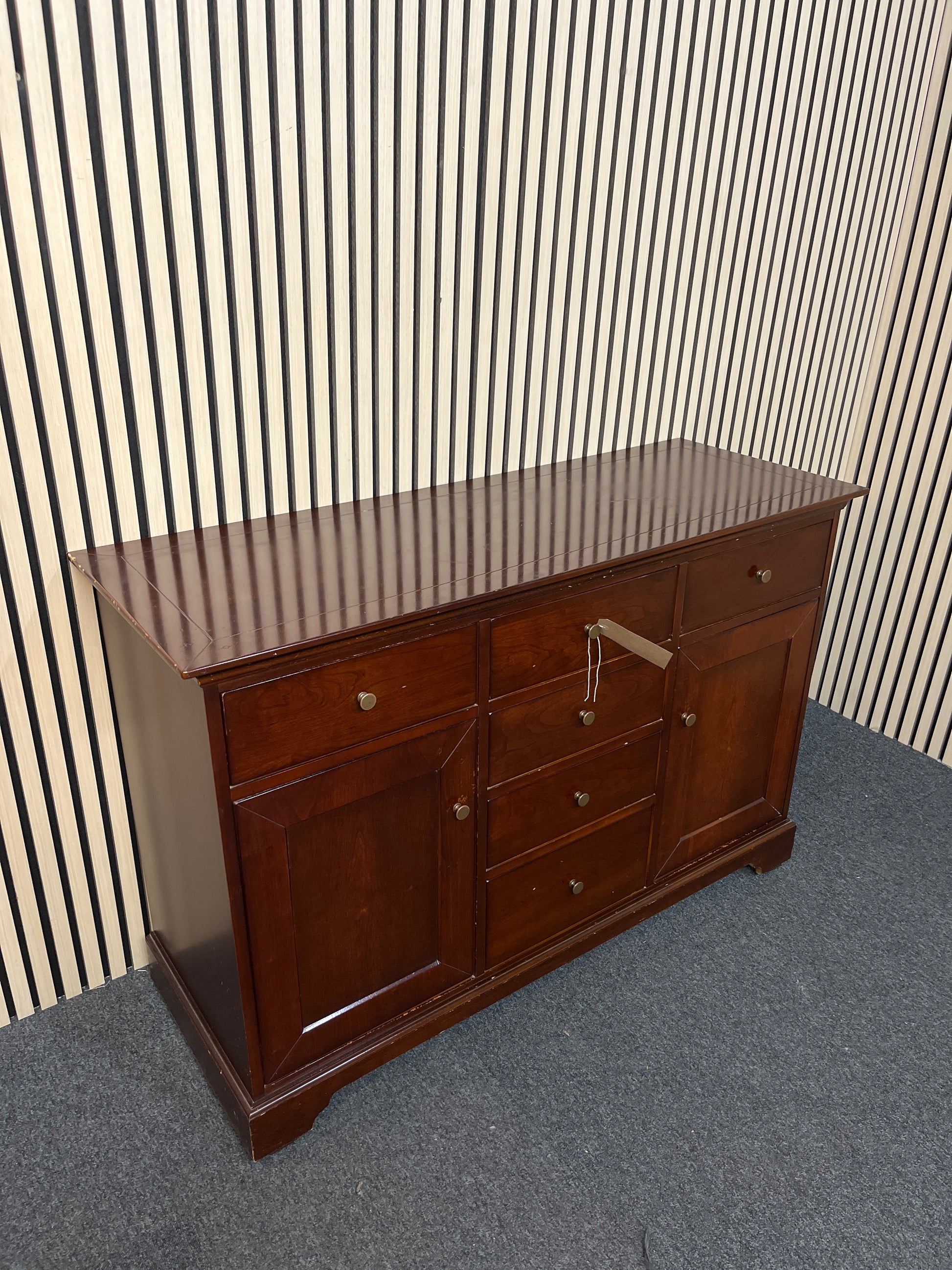 Long 3 door 3 drawer dark wood stained sideboard (H 84 x W 127 x D 46 cm) 3325