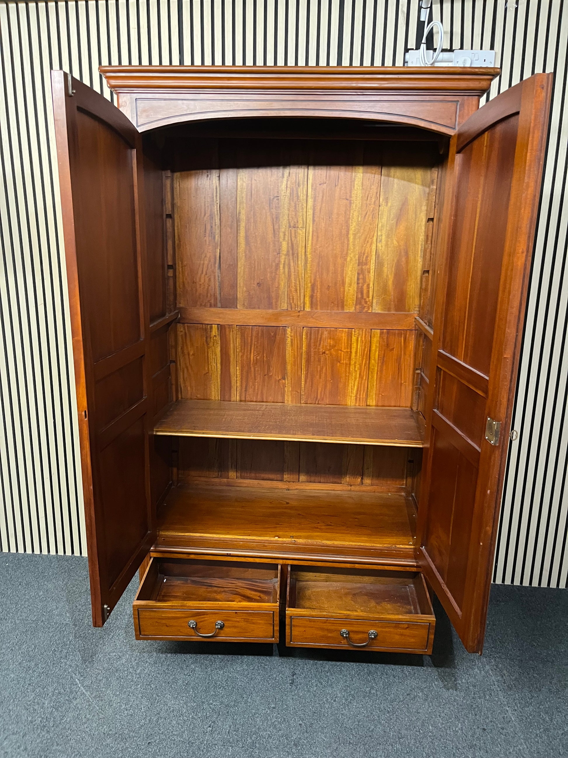 Tall solid mahogany dark wood stained 2 door 1 drawer wardrobe (H 203 x W 120 x D 54 cm) 3126