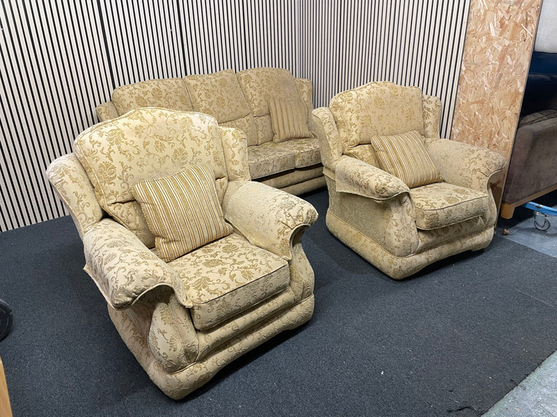 3+1+1 beige sofa with floral pattern and striped cushions.  44660