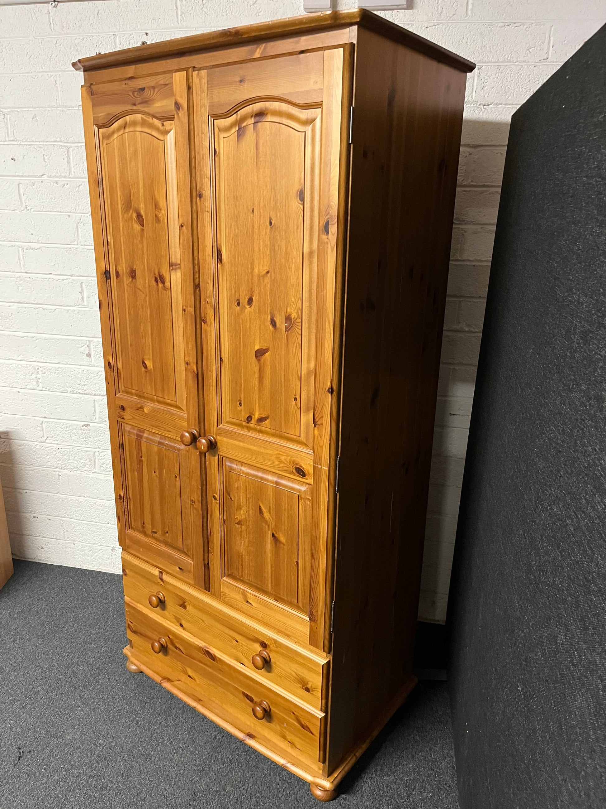 Tall solid pine 2 door 2 drawer wardrobe (H 190 x W 91 x D 55 cm) 2225