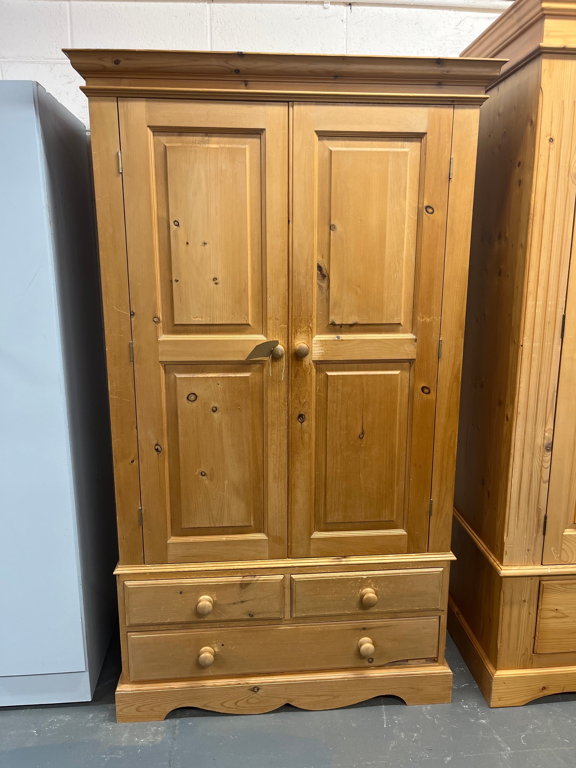 Tall natural pitch pine 2 door 3 drawer wardrobe (H 188 x W 110 x D 59 cm) 2225