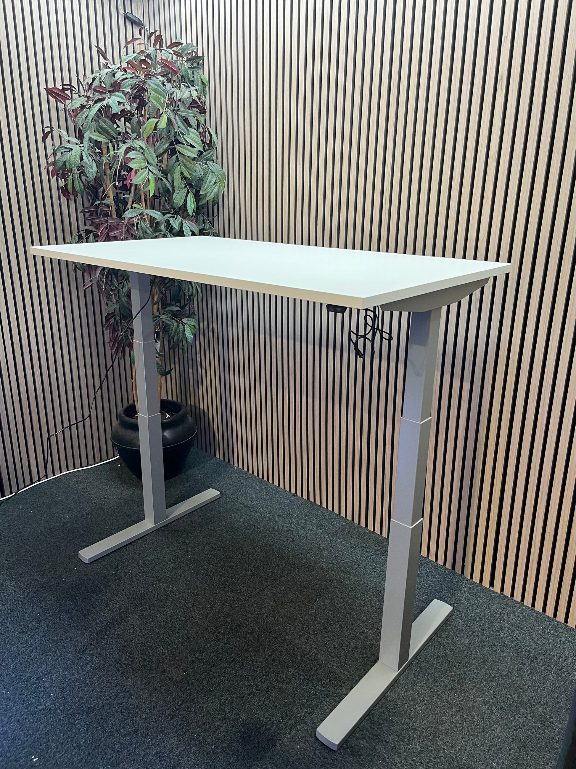 NEW Elevate twin motor height adjustable desk frame in silver with chosen desk tops from 1400-1600L in a choice of colours. Price plus VAT