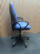 Switch Medium Vantage ortho back mid blue fabric swivel chair with fixed loop arms 2 image