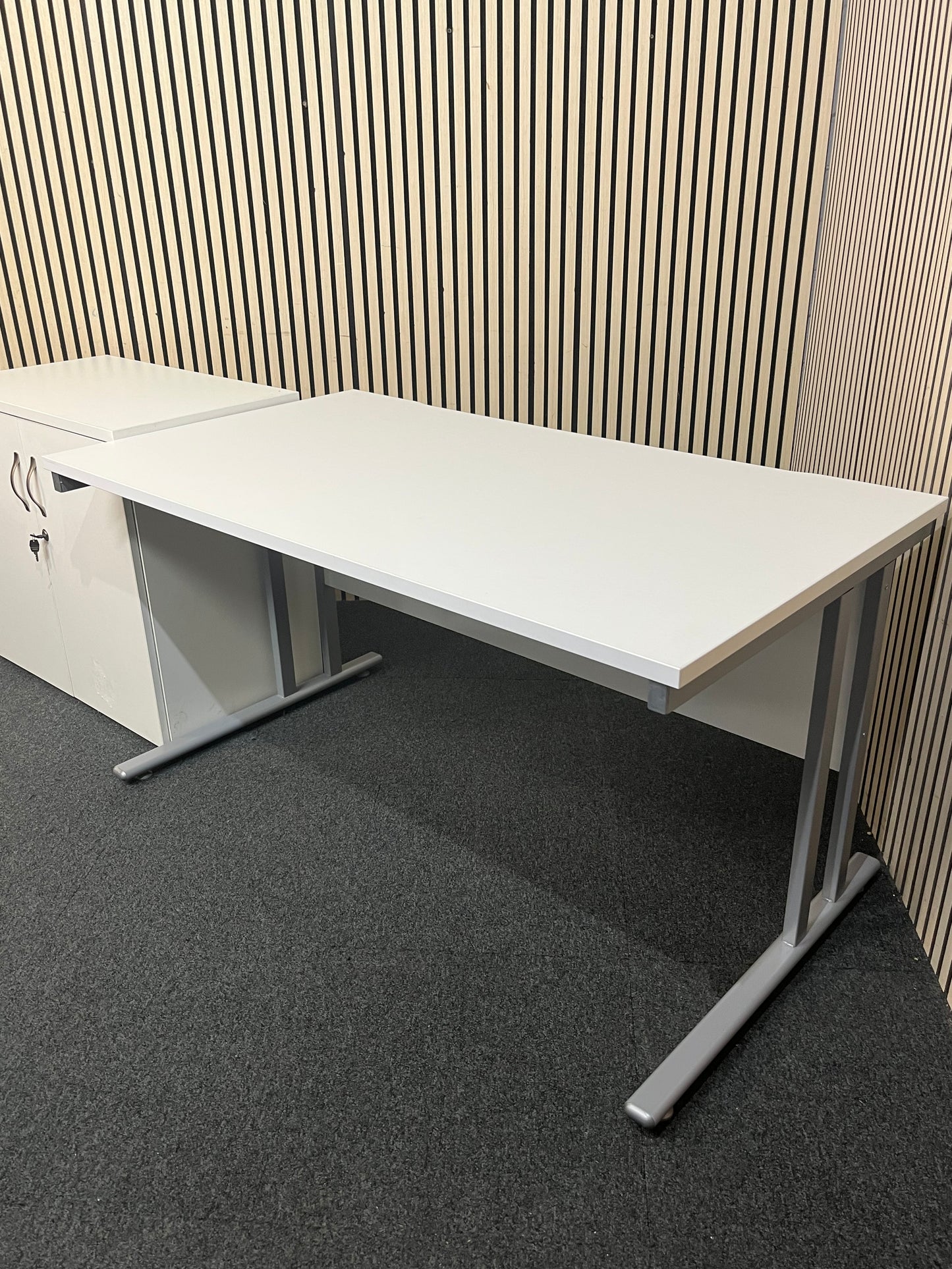 Luxury 4-Person Office Bundle