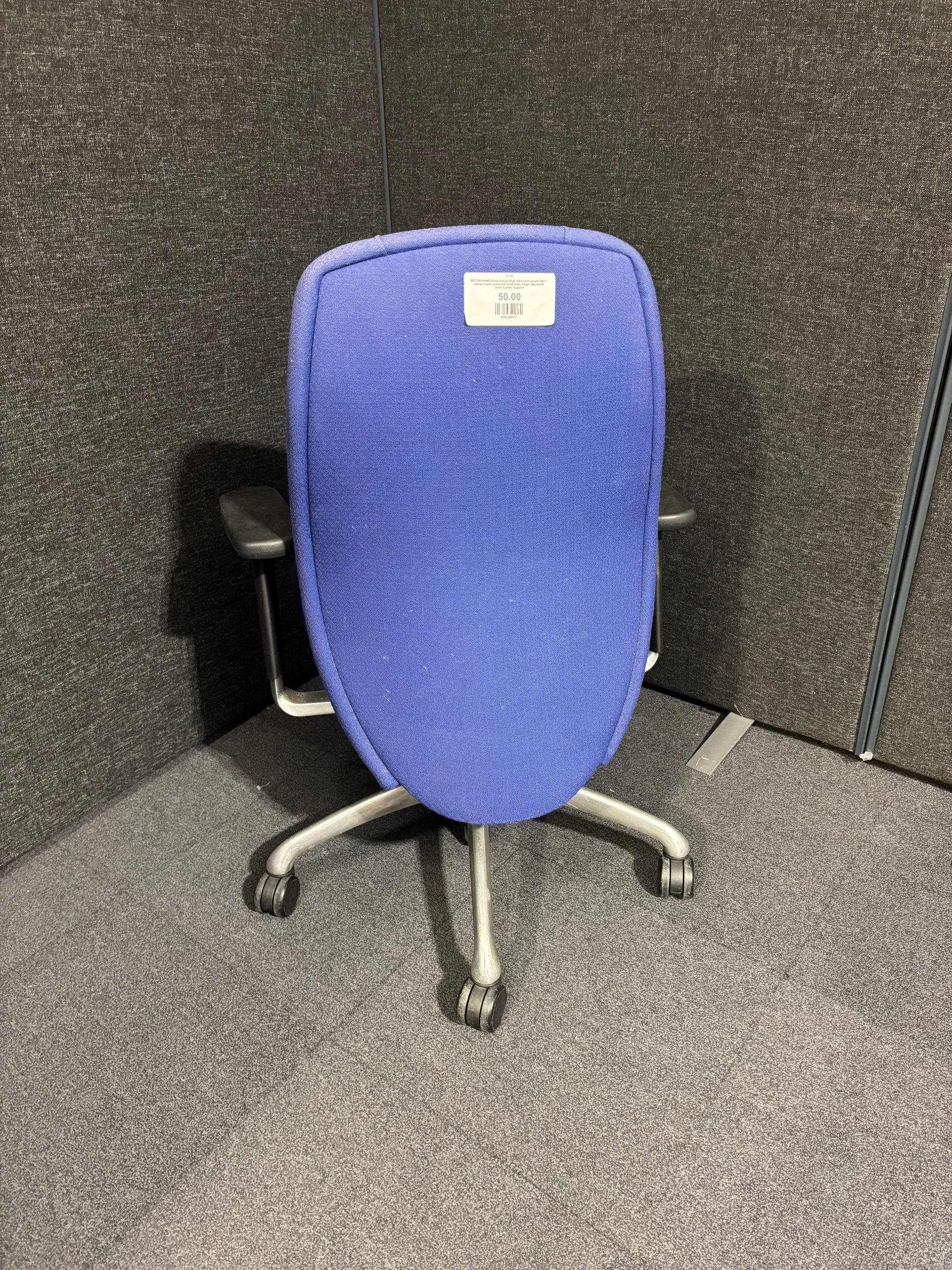 SECONDHAND Boss Design High back dark purple fabric swivel chairs, poloshed metal base, heigh adjustable arms, lumbar support