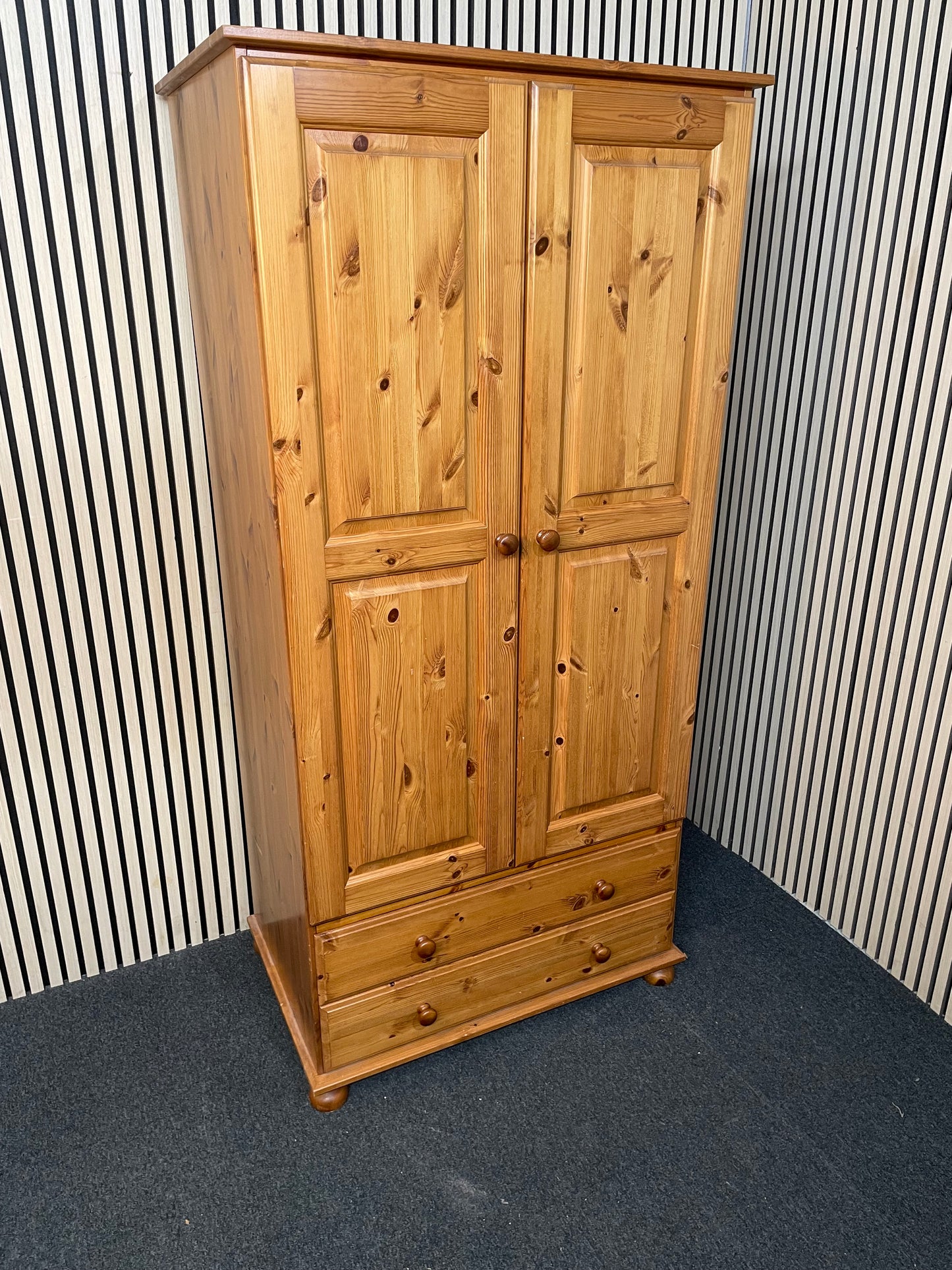 Tall solid Pine 2 door + 2 base drawer wardrobe (H 188 x W 90 x D 58 cm) 2425