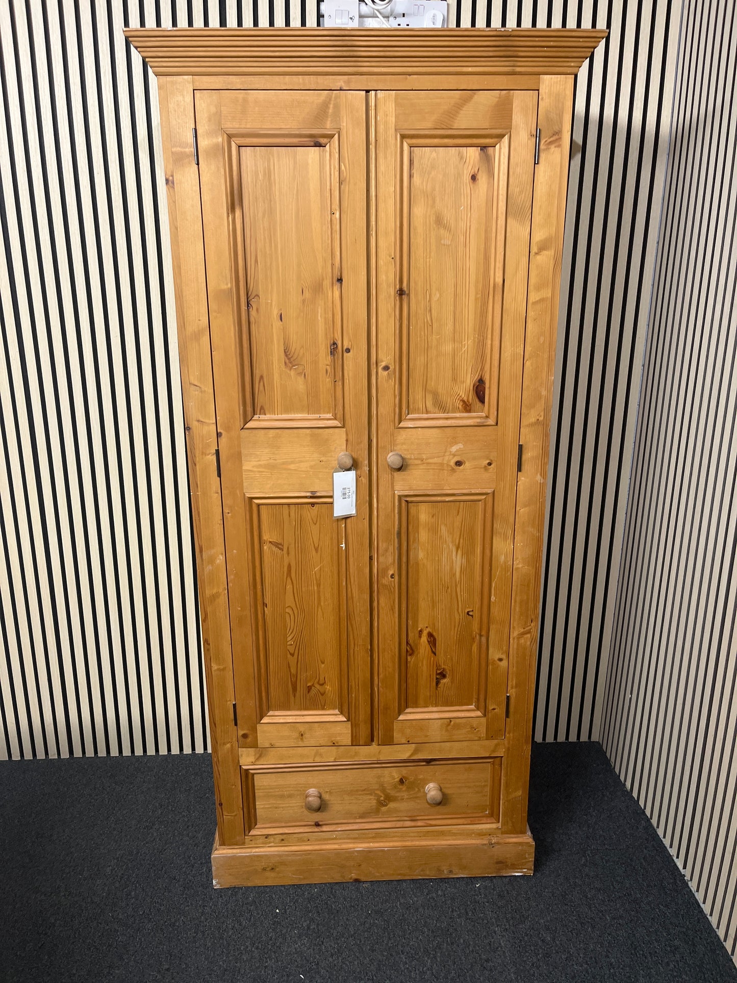Tall pitch pine wardrobe (H 200 x W 90 x D 59 cm) 3325