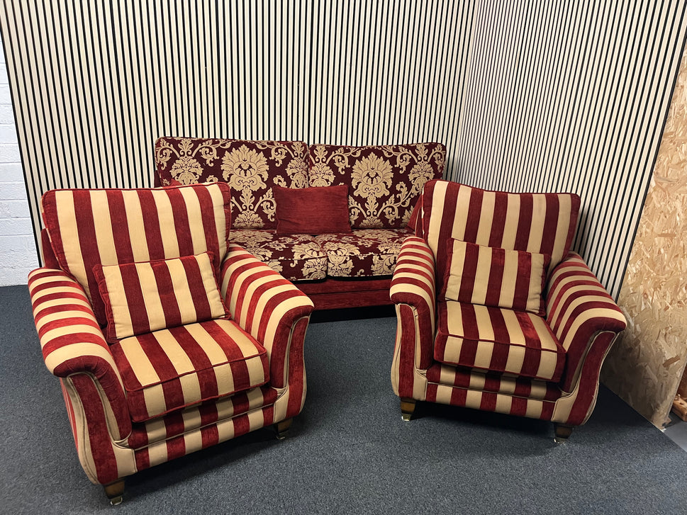 Solid wooden framed stripped and mixed floral fabric 3+1+1 sofa suite 2325