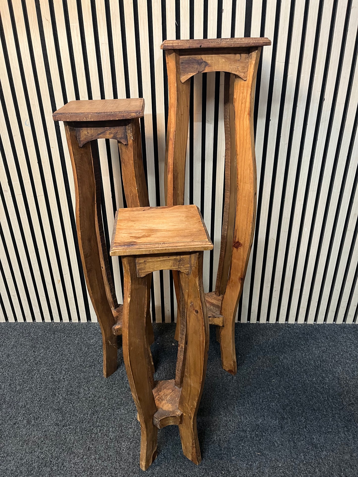 Baly solid mexican pine nest of 3 no. tall plant tables (Heights 107, 91, 71 cm) 43421