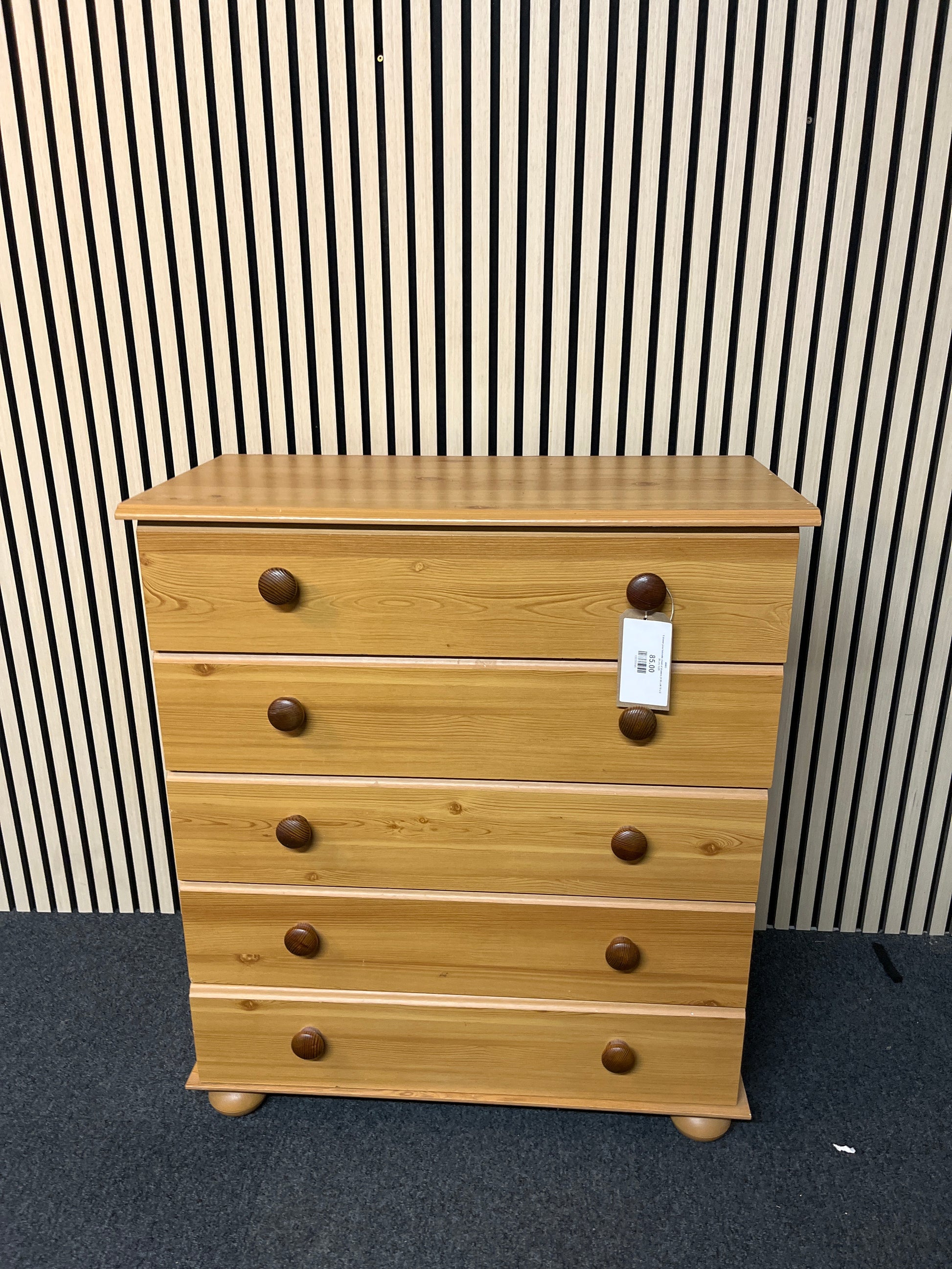 5 drawer pine laminate chest of drawers (H 90 x W 78 x D 39 cm) 1325