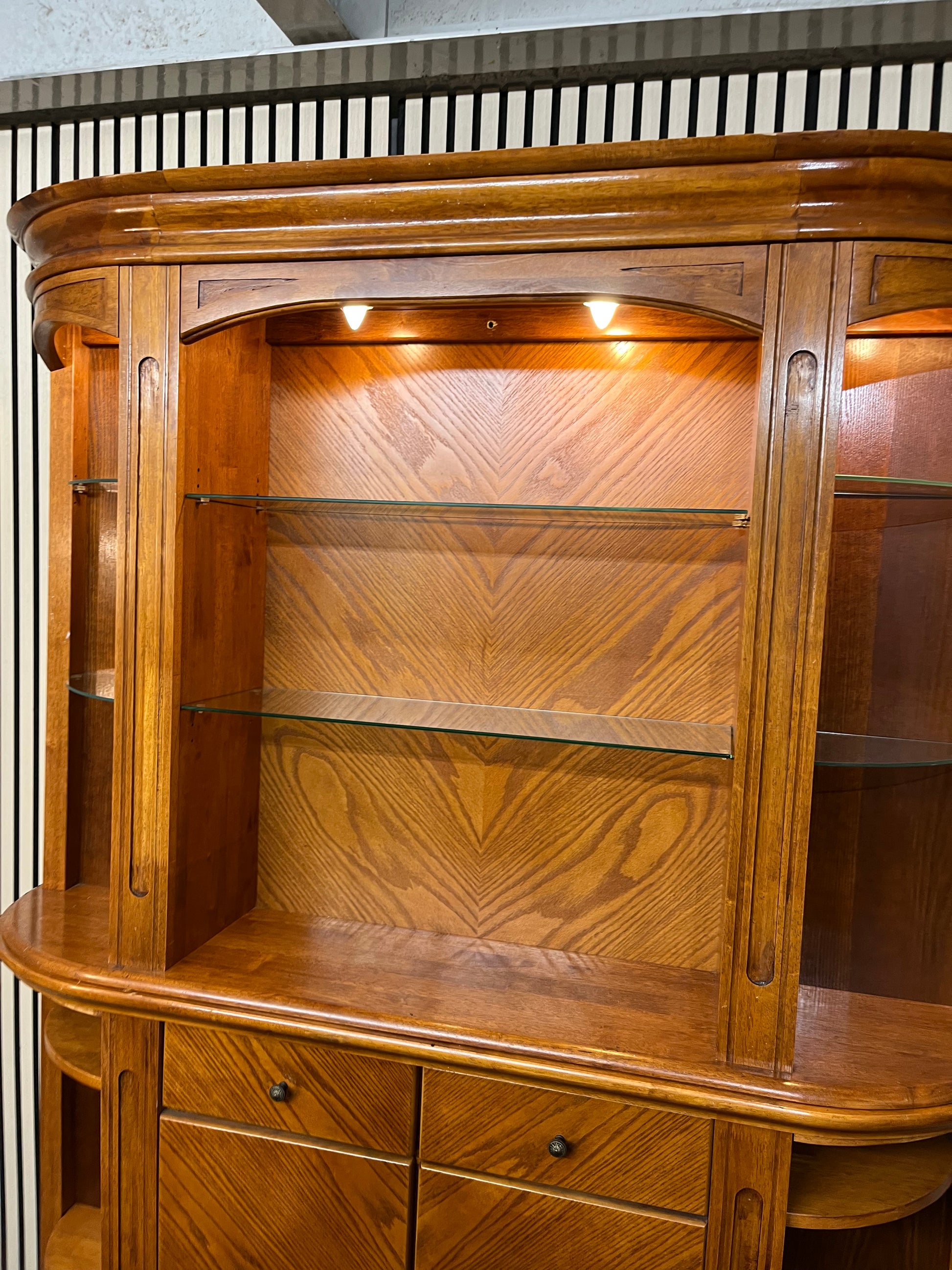 Ornate oak stained tall bar counter with storage drawers (Front H 110 x W 170 x D 60 cm) (Back  H 219 x W 177 x D 35 cm)