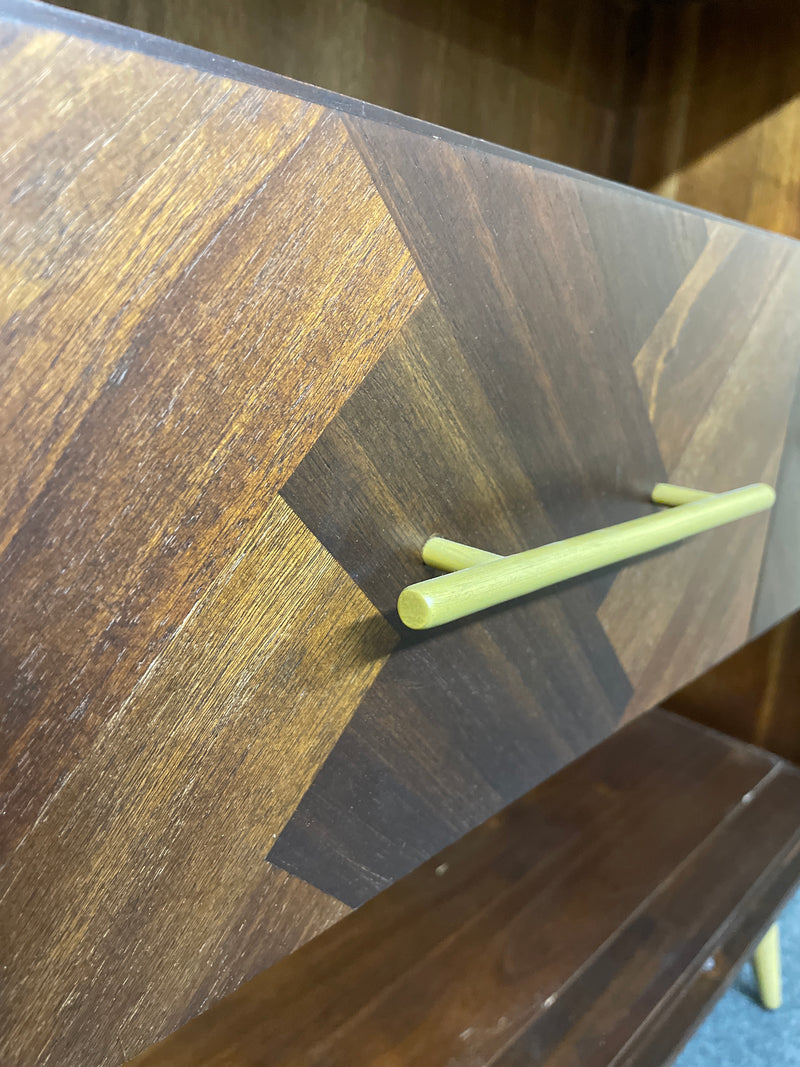 Dark wood unit with two drawers and gold-toned metal hardware. (H 101 x W 85 x D 36 cm)  44575