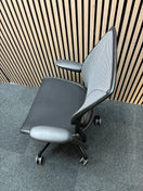 Humanscale Diffrient world black fabric seat, black mesh back swivel chair with adjustable arms swivel chair