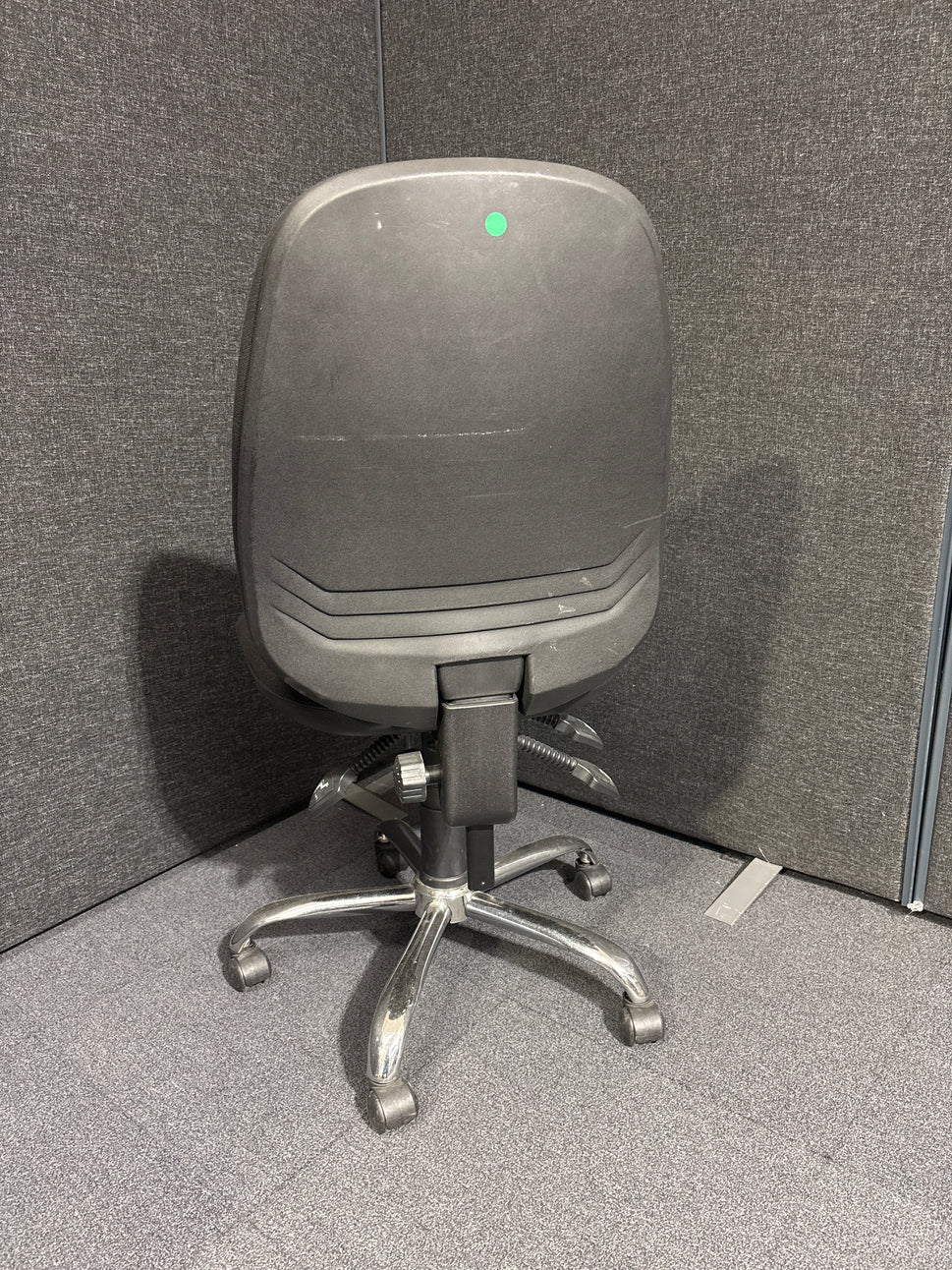 Second Hand Black fabric 2 lever swivel chair- no arms