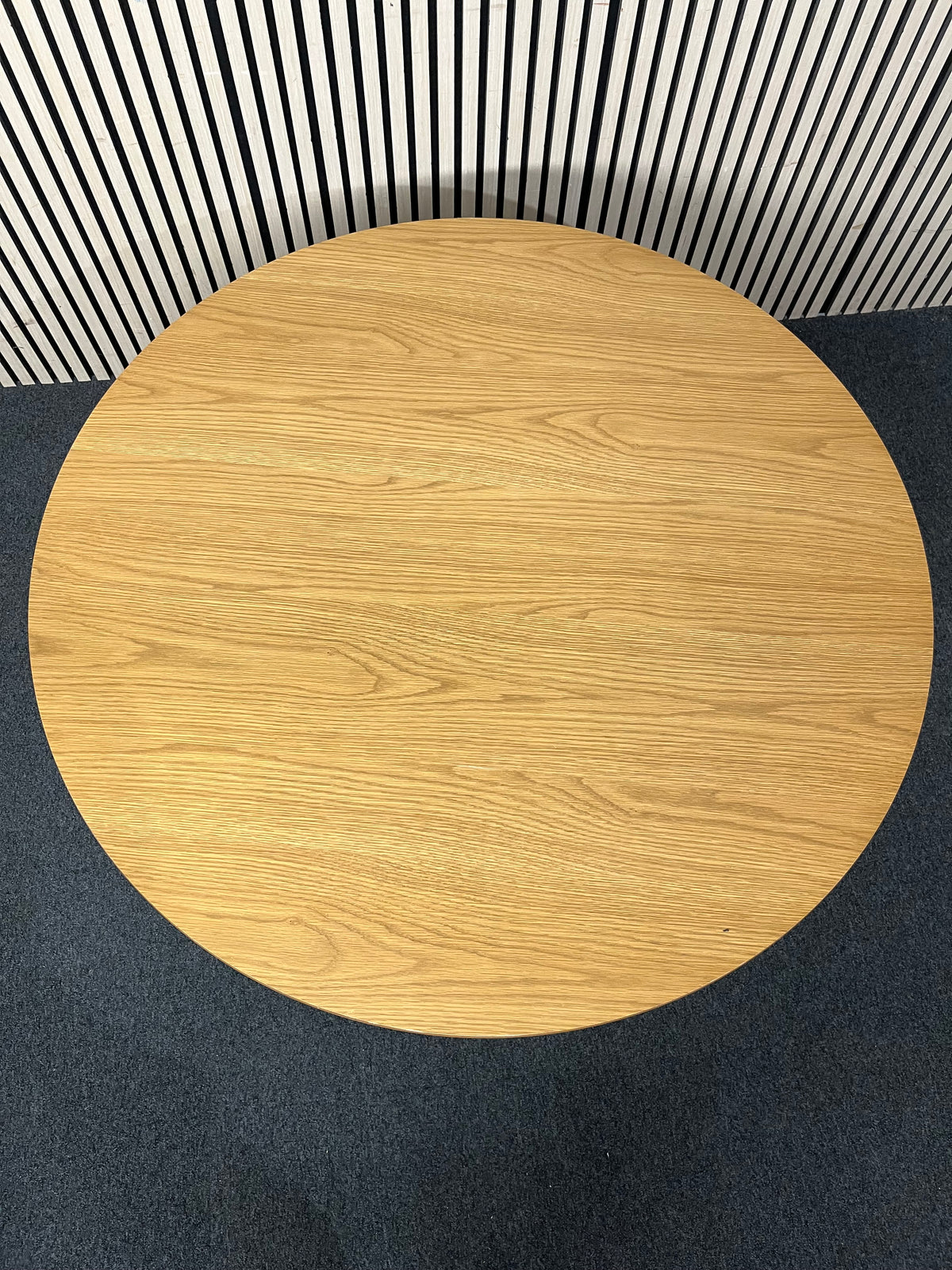 Oak laminate circular dining table (106 cm) Jysk  44313