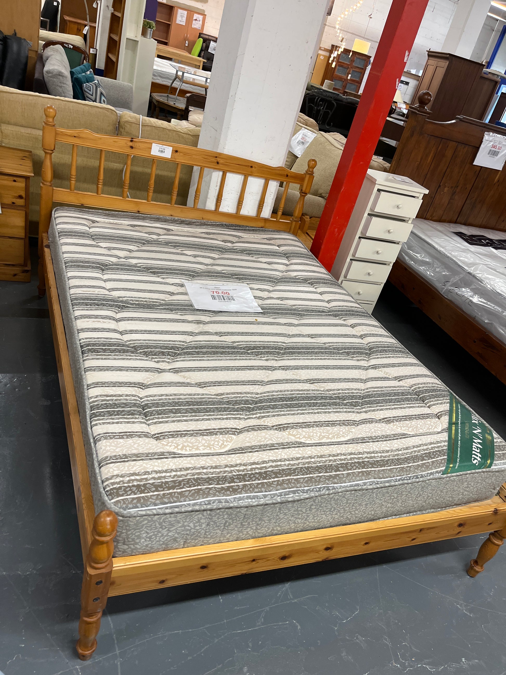 4ft 6 solid pine slatted back bed frame  1225