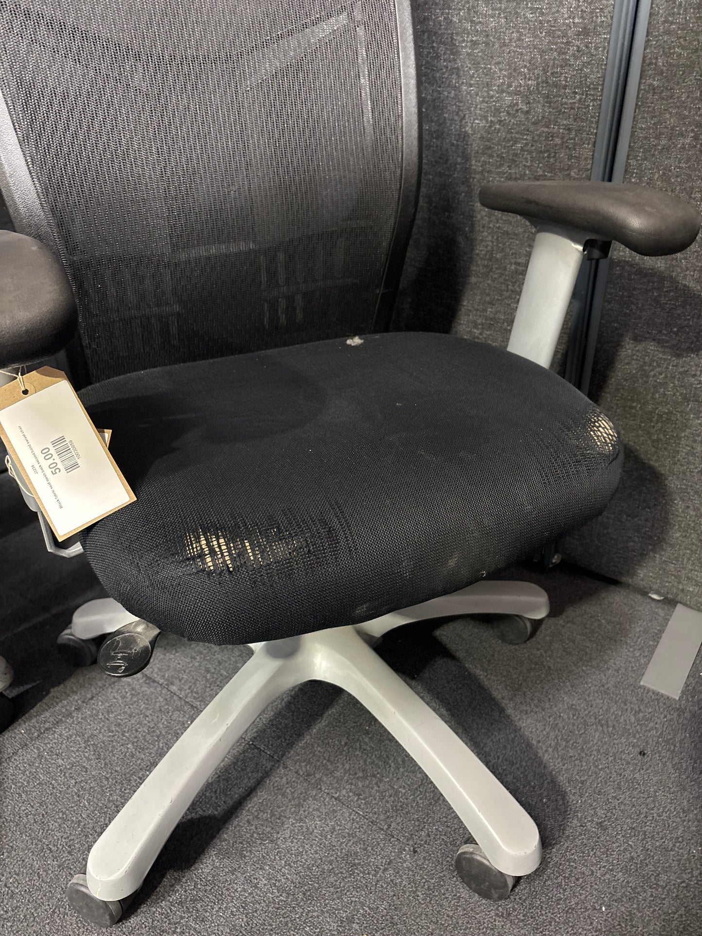 Black fabric seat mesh back second hand swivel chair
