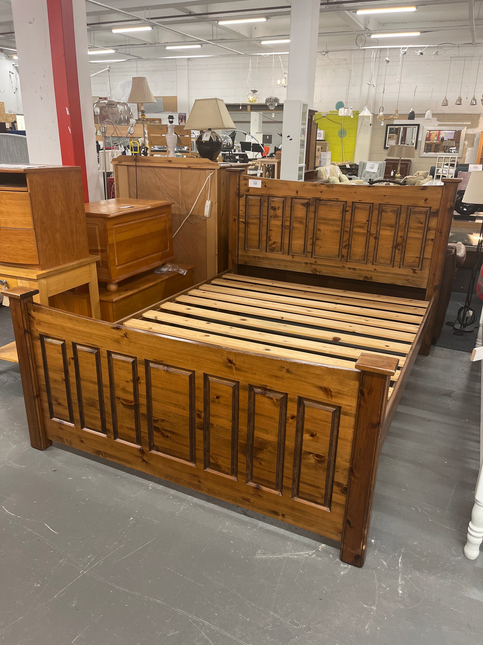 5ft high end solid pine stained bed frame 1325