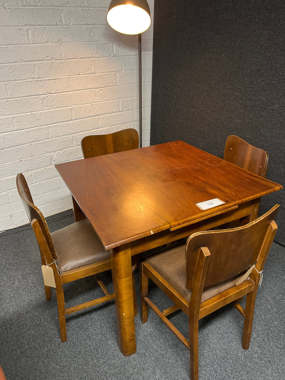 Retro extendable dark wood dining table(H  750 x W 900 - 1500 x D 900 mm)  with 4 no. matching chairs 1225