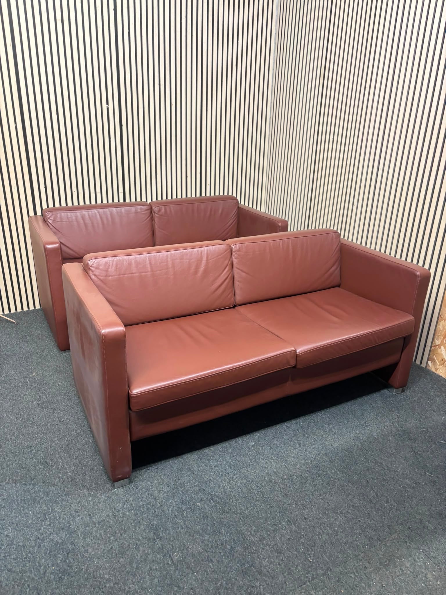 2+2 Boss design brwn leather sofa suite   44197