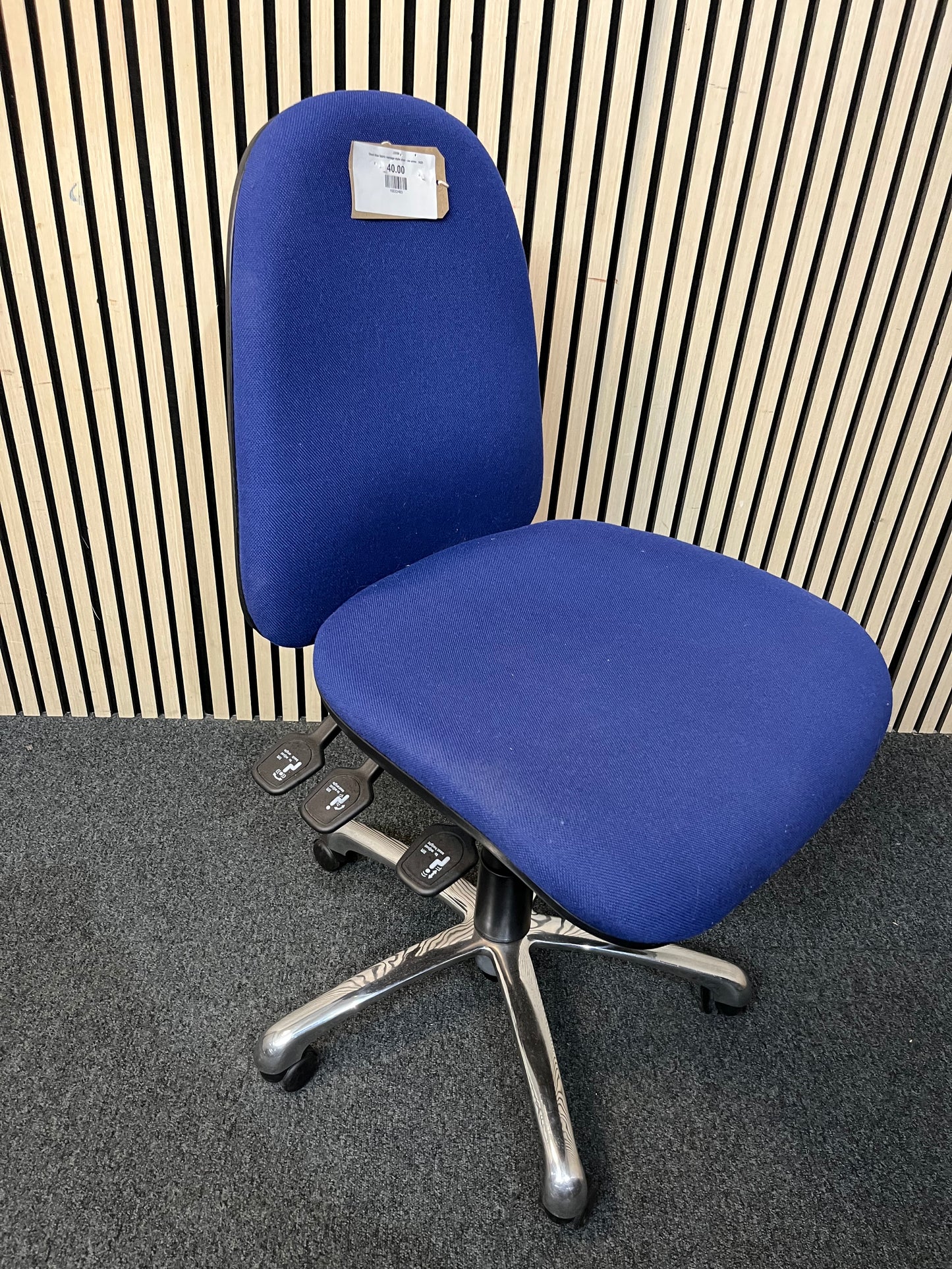 Used blue fabric vantage style chair - no arms   3425