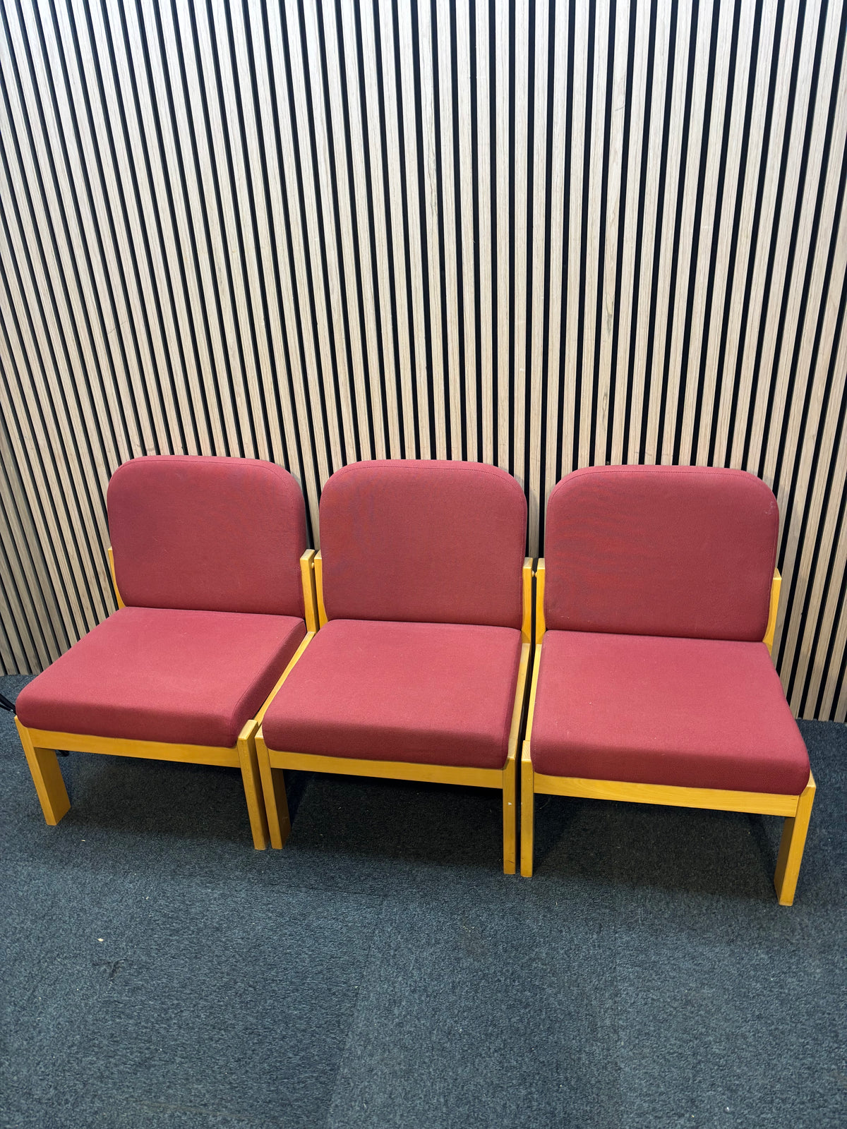 Red fabric, beech framed reception chair  J3949