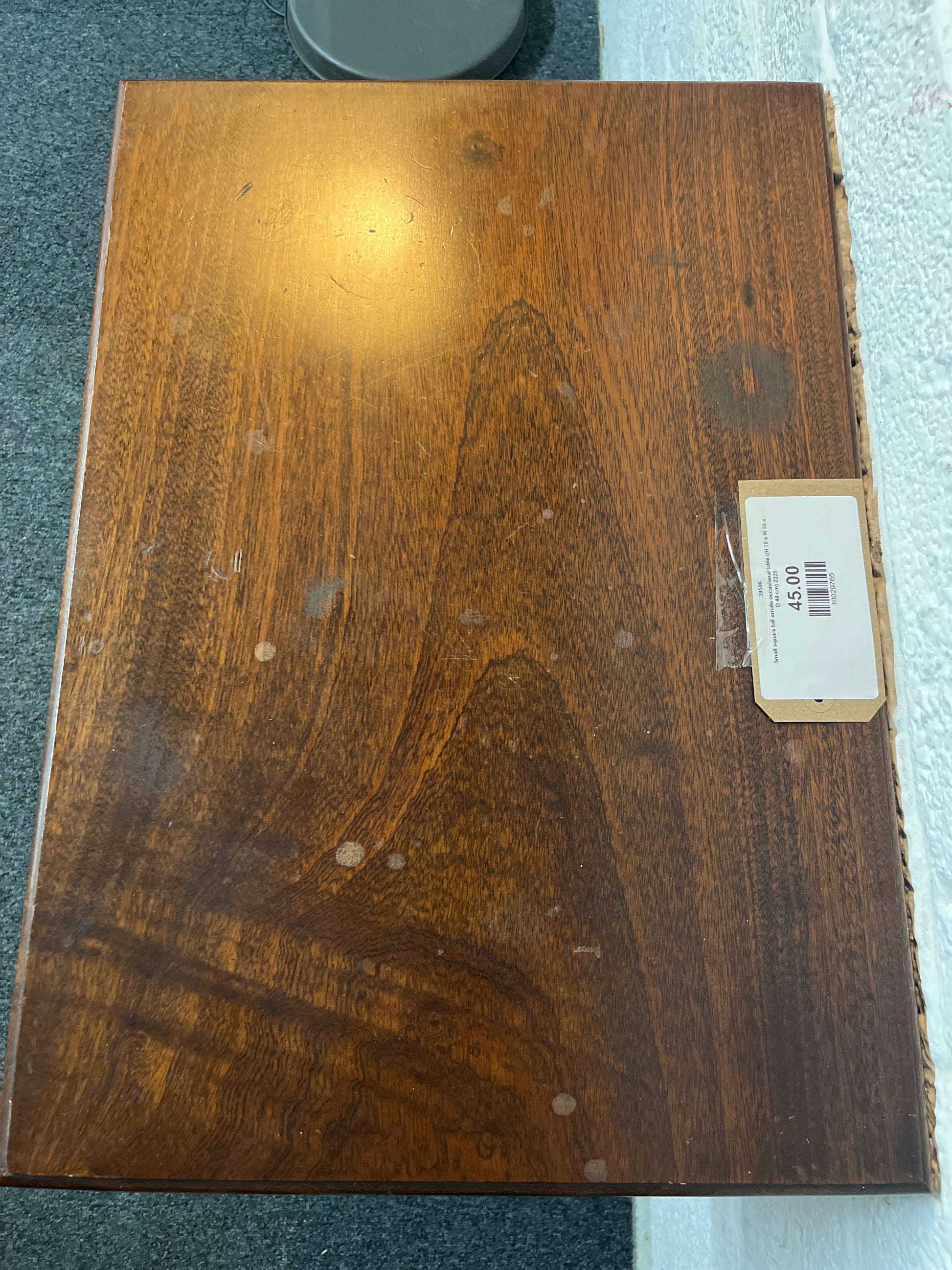 Small square tall ornate occasional table ((H 70 x W 56 x D 40 cm) 2225