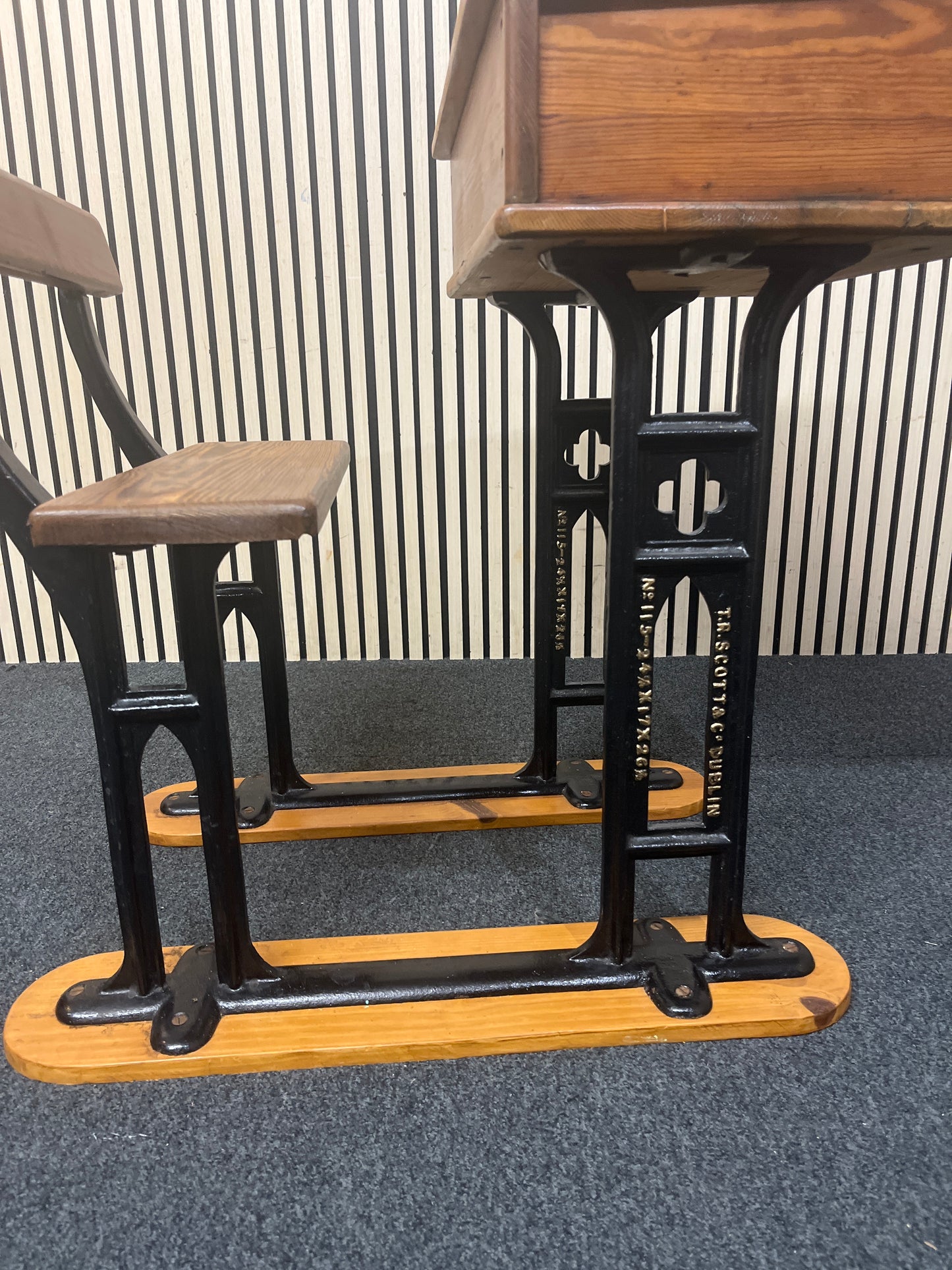 Vintage Single-seater school desk with integrated bench  44251