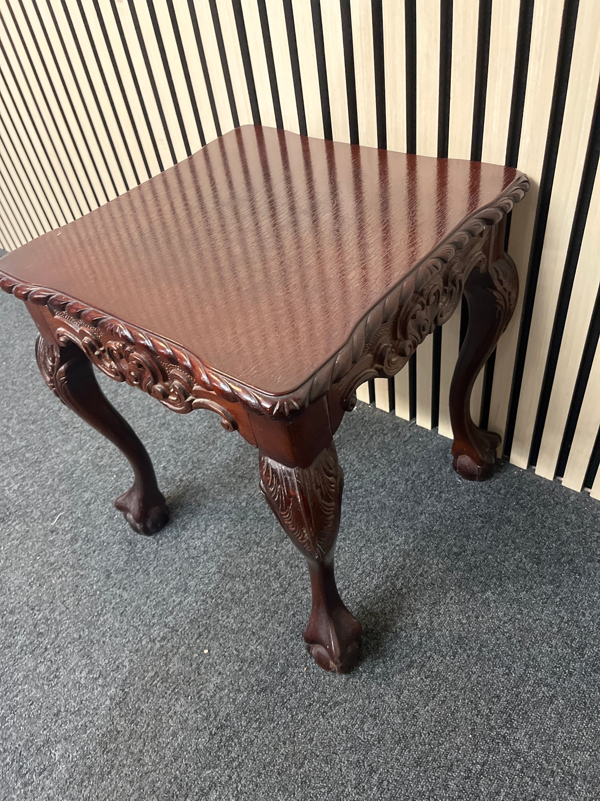 Ornate mahogany small lamp table 3325