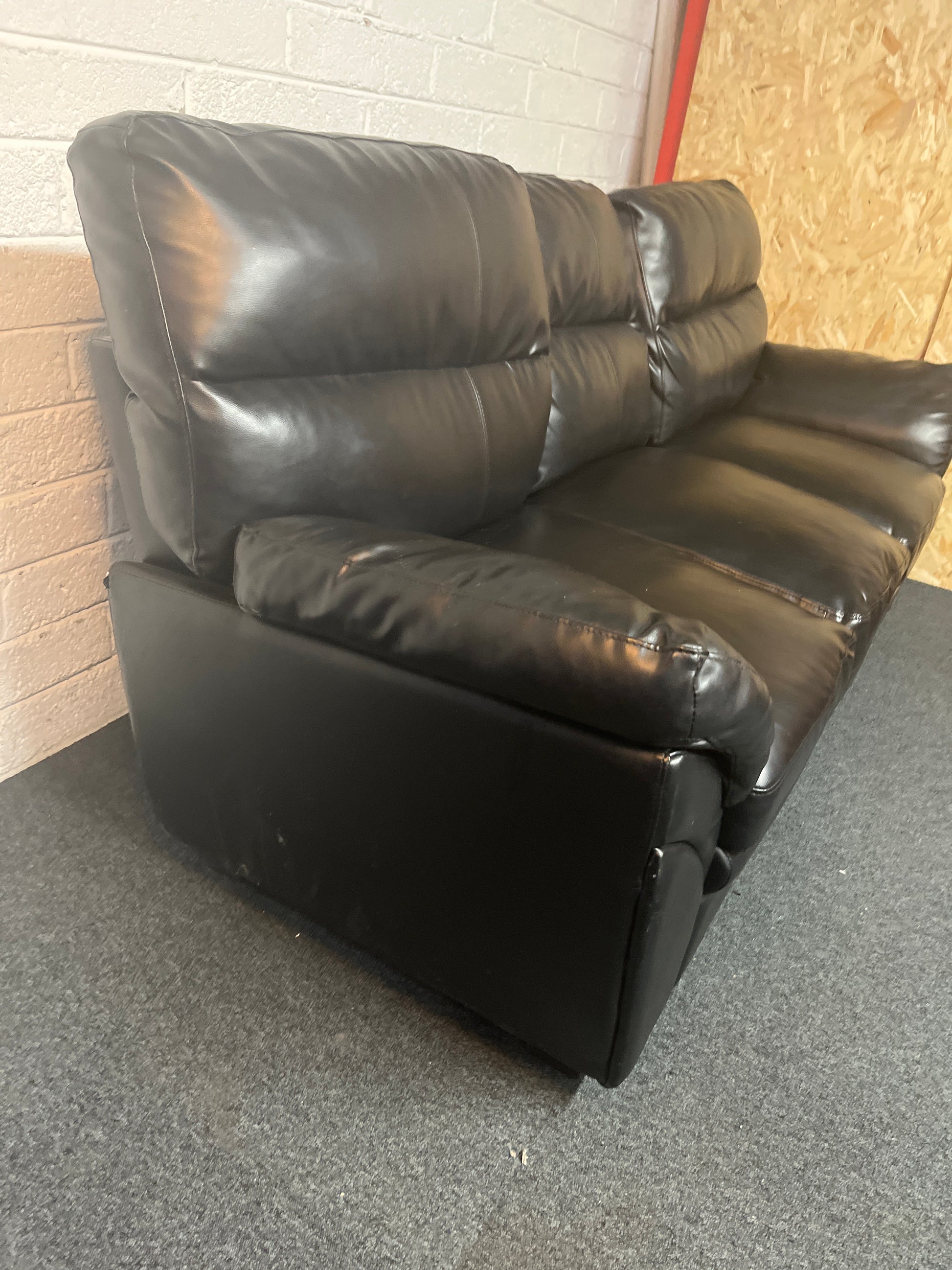 Black PU leatherette 3-seater sofa 1325
