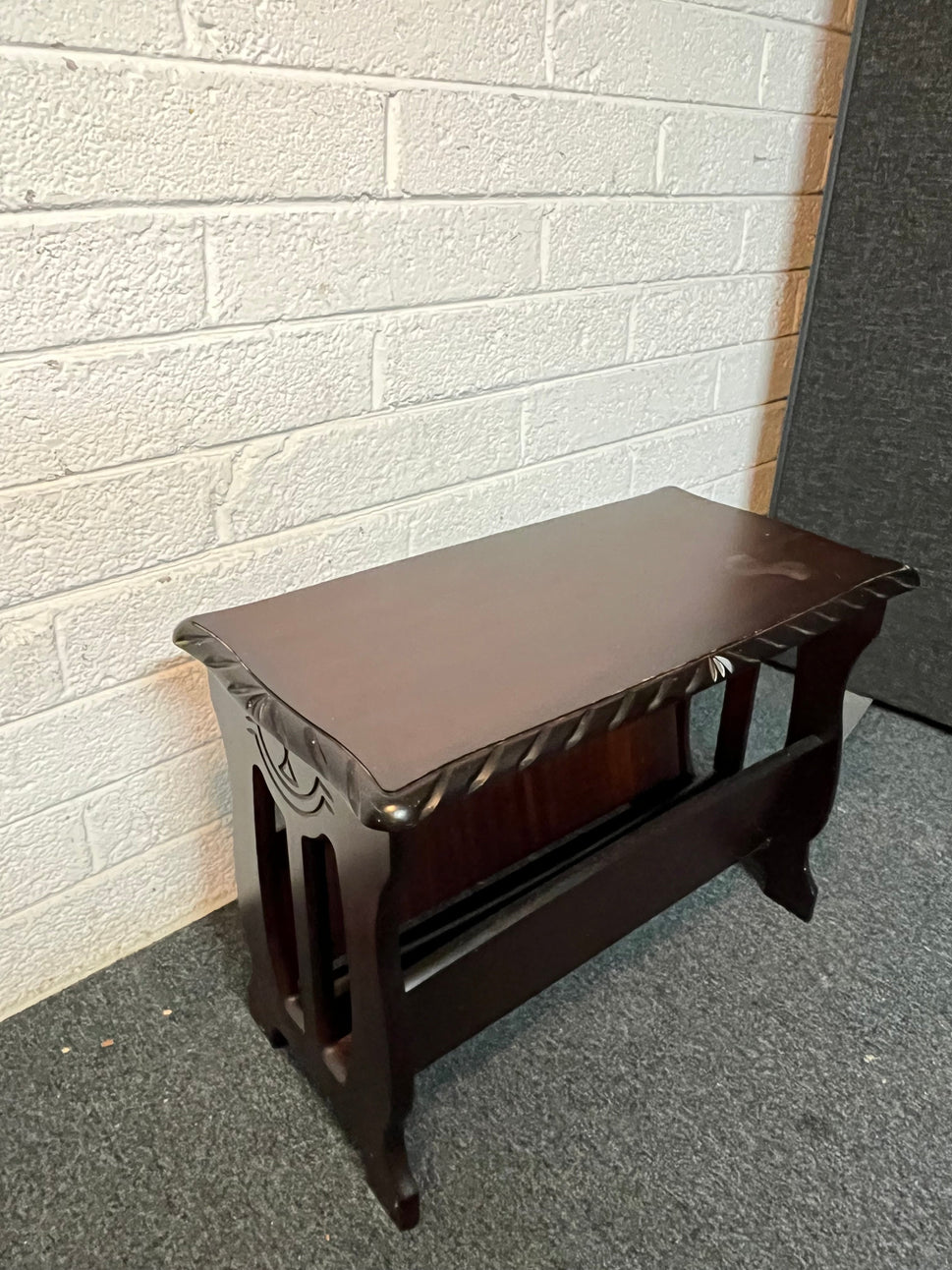 Rossmore mahogany coffee table, magazine holder (H 48 x W  2225