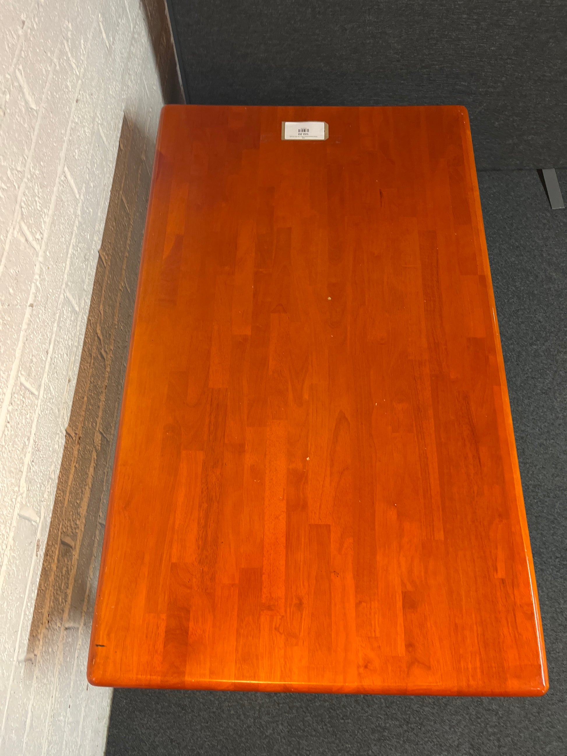 stained hardwood kitchen table (L 136 x W 81 cm) 2225
