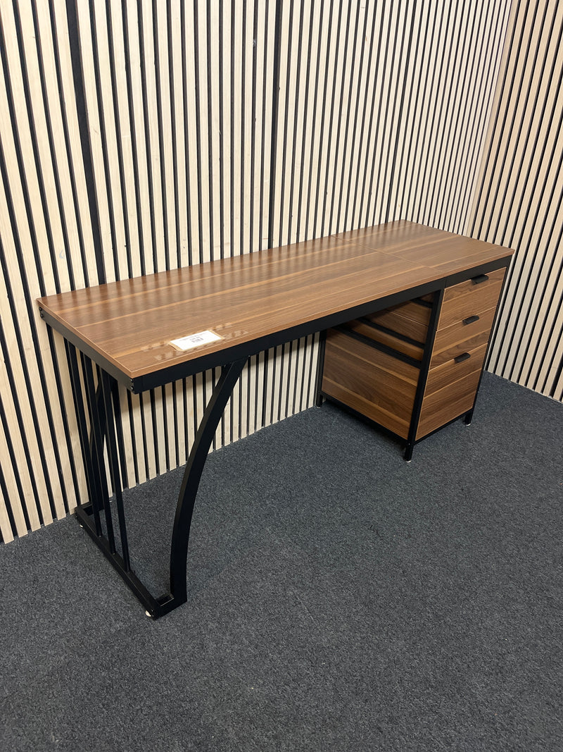Wooden top desk with black metal frame and three drawers (H 77 x W 154 x D 47 cm)  44559
